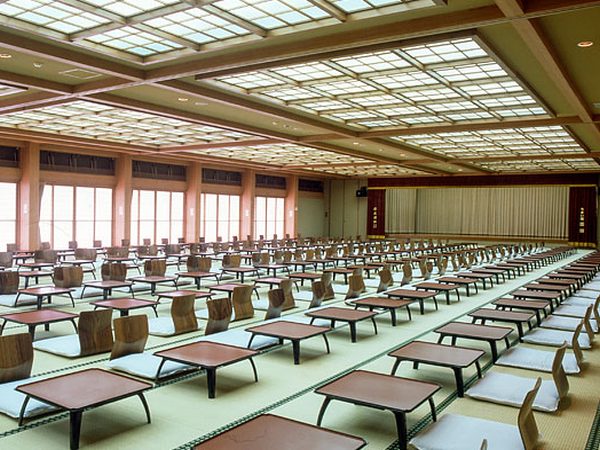 男鹿観光ホテル