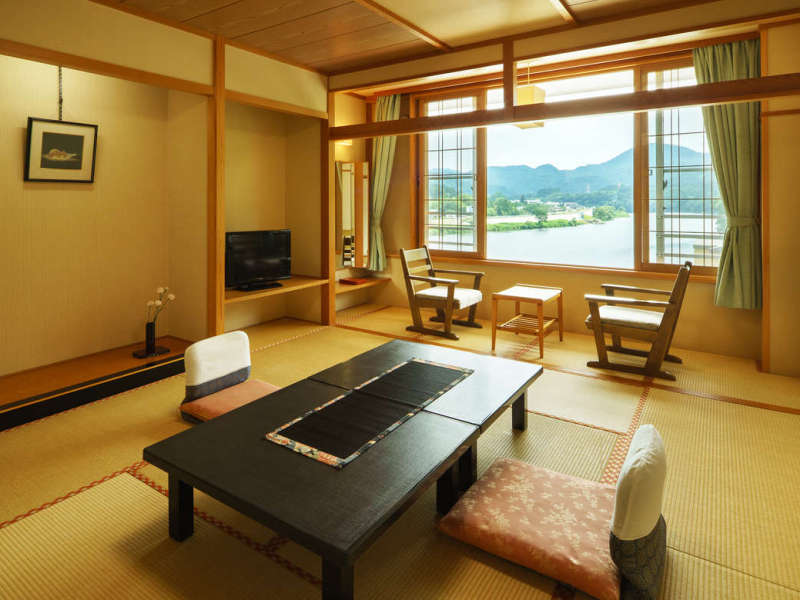 翠玉の湯 佐取館