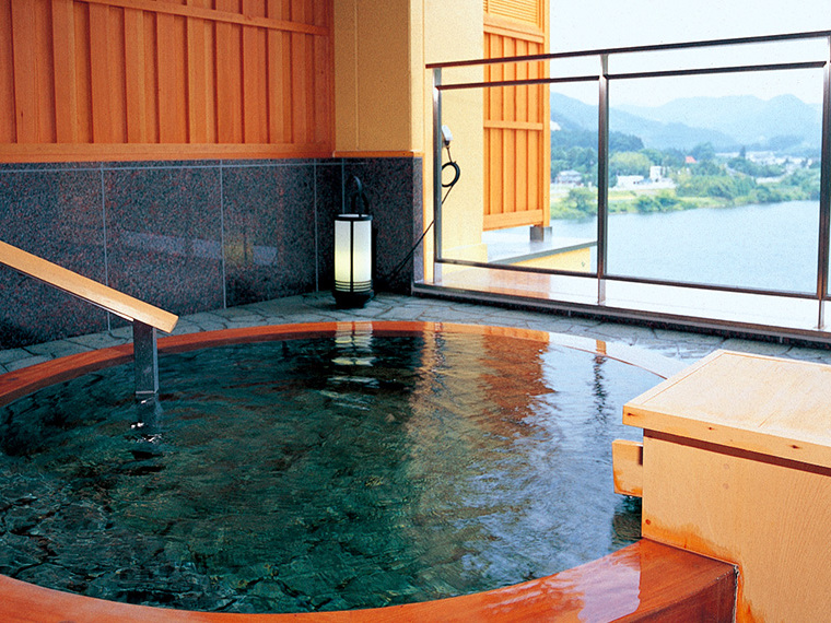 翠玉の湯 佐取館